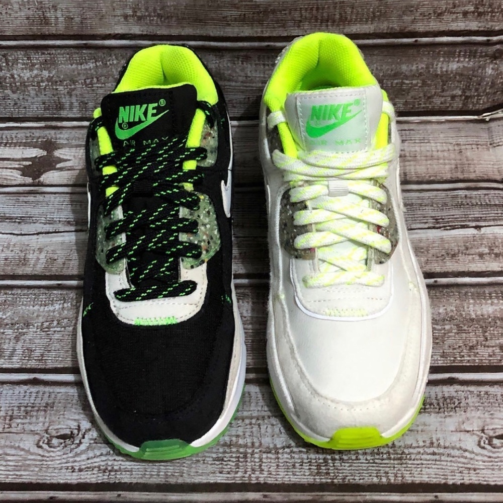 Nike Air Max 90 GS Exeter Edition Size 4Y/ 6 woman’s